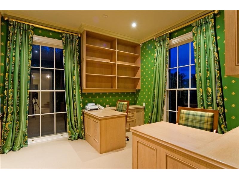 1117 Beechwood Drive, Hope Island QLD 4212