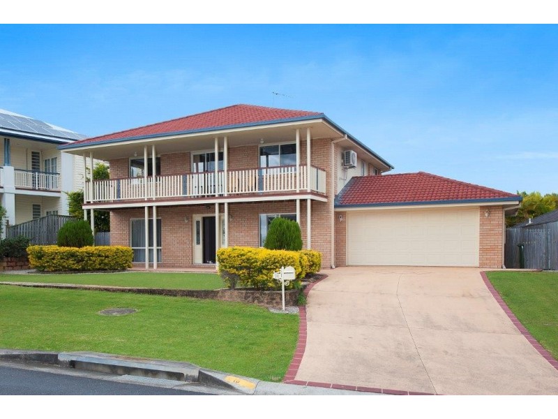 16 Brittany Drive, Oxenford QLD 4210