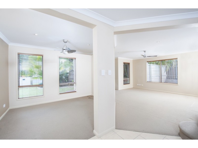 3 Brennan Close, Maudsland QLD 4210