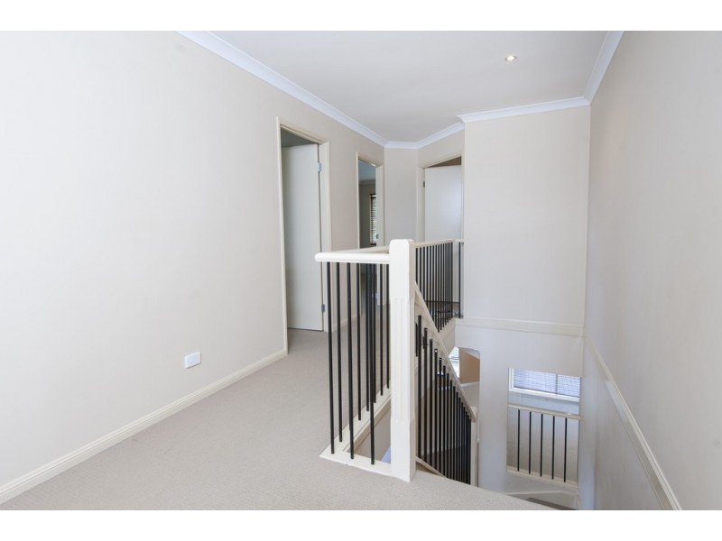 3 Brennan Close, Maudsland QLD 4210