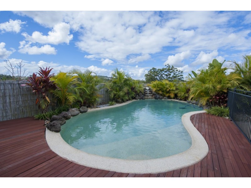 3 Brennan Close, Maudsland QLD 4210