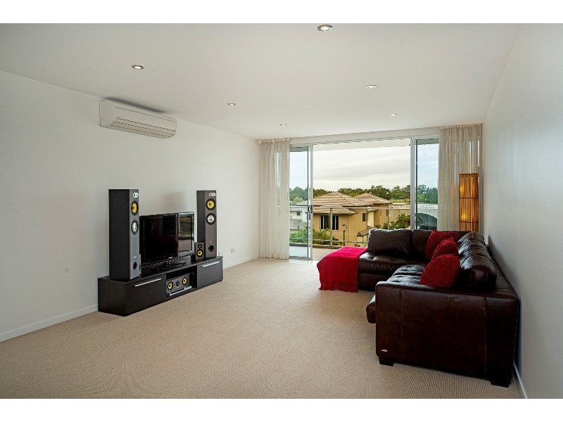 2315/2 Activa Way, Hope Island QLD 4212