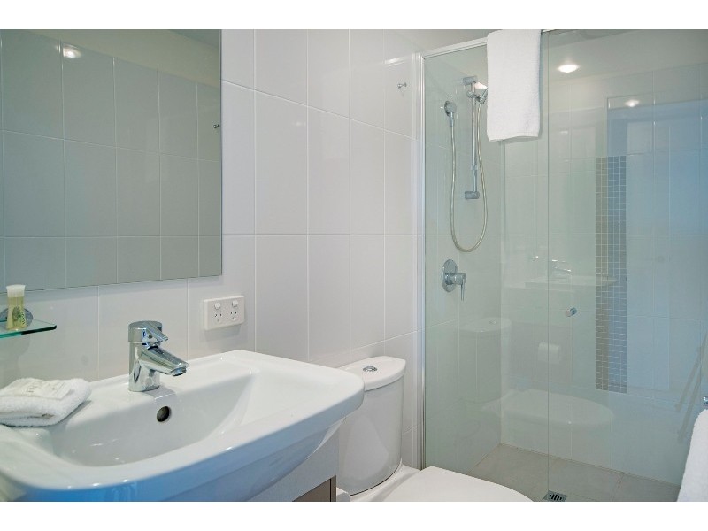 2315/2 Activa Way, Hope Island QLD 4212