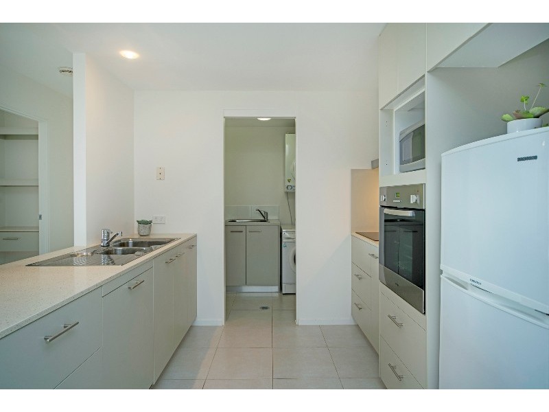 2315/2 Activa Way, Hope Island QLD 4212