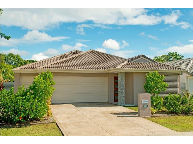 9116 Peter Senior Drive, Hope Island QLD 4212