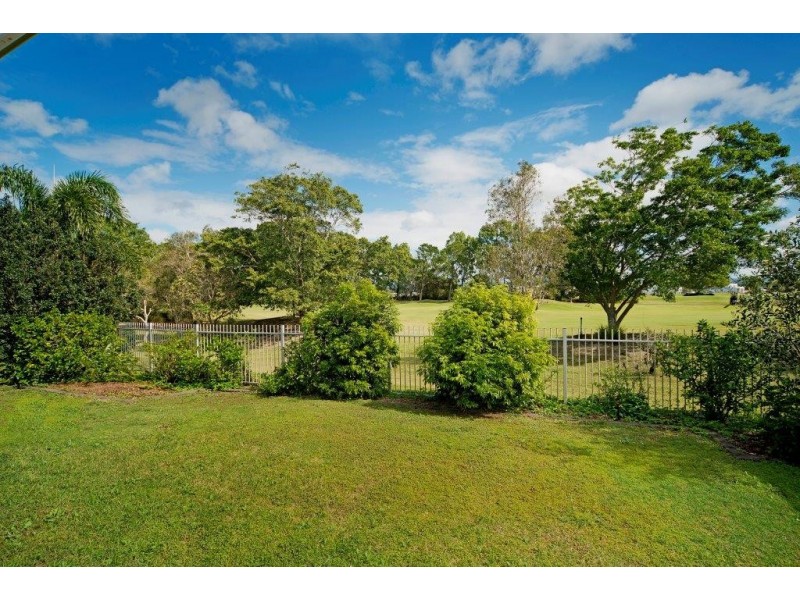 9116 Peter Senior Drive, Hope Island QLD 4212