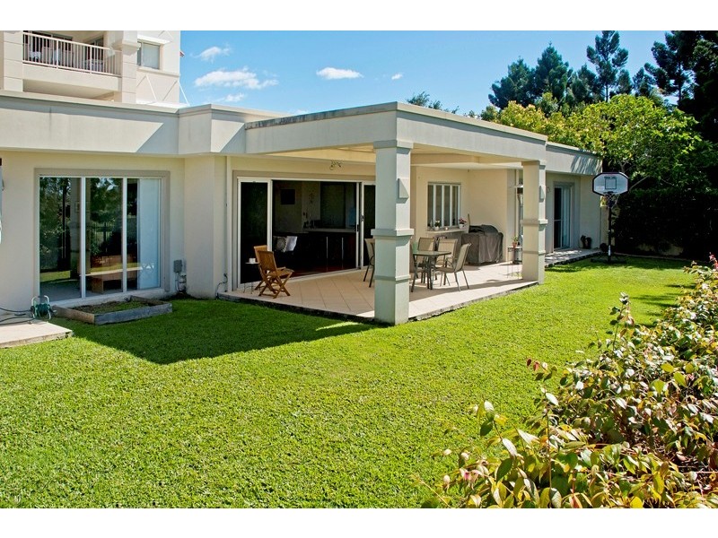 8311 Magnolia Drive East, Hope Island QLD 4212