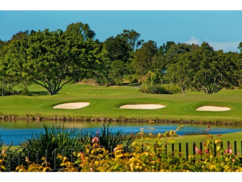 8311 Magnolia Drive East, Hope Island QLD 4212