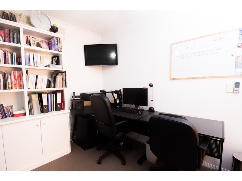 15 Eastpark Drive, Monterey Keys QLD 4212