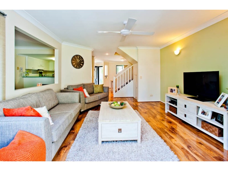 121/19 Santa Barbara Road, Hope Island QLD 4212