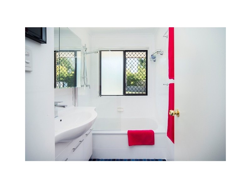 43 Jingella Street, Hope Island QLD 4212