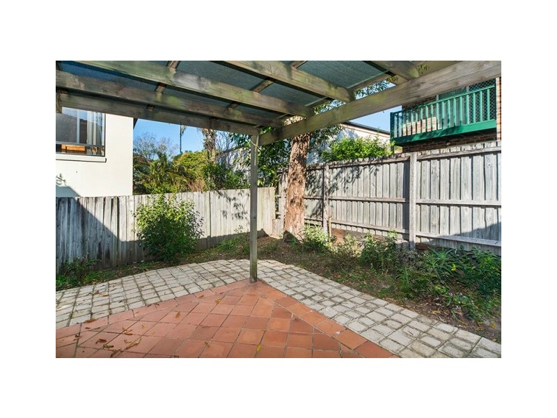 3/118 Pohlman Street, Southport QLD 4215
