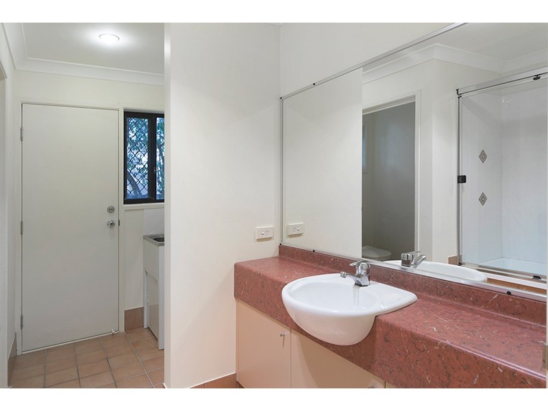 3/118 Pohlman Street, Southport QLD 4215