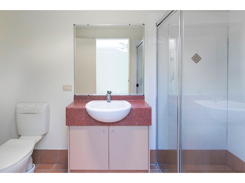 3/118 Pohlman Street, Southport QLD 4215