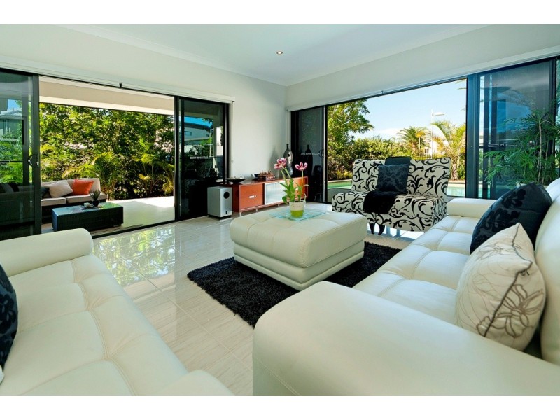 2523 Gracemere Circuit North, Hope Island QLD 4212