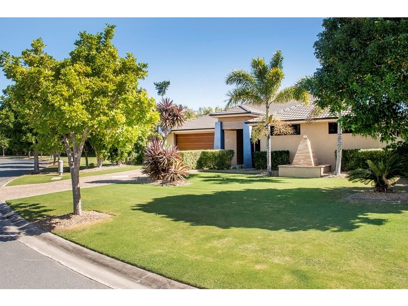 35 Calmwater Crescent, Helensvale QLD 4212