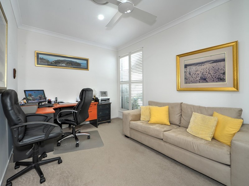 7693 Fairway Boulevard, Hope Island QLD 4212