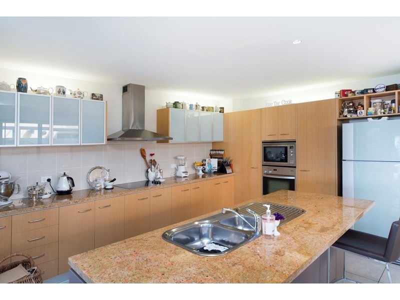 1502 Rosebank Way West, Hope Island QLD 4212