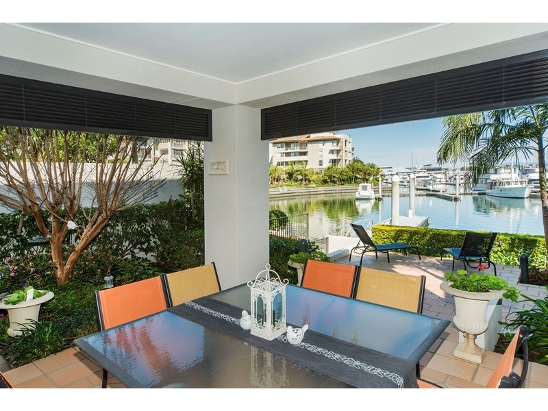 1502 Rosebank Way West, Hope Island QLD 4212