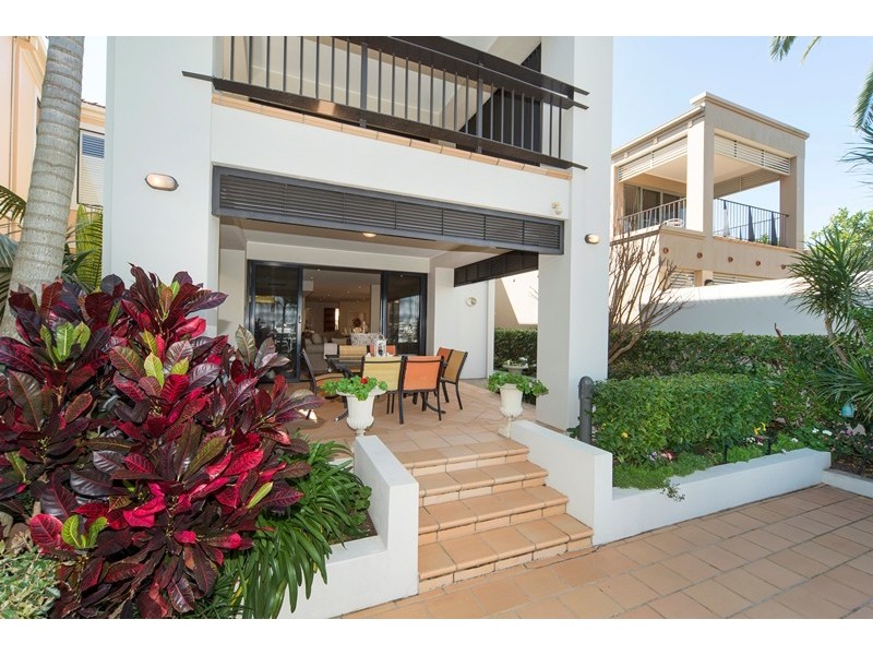 1502 Rosebank Way West, Hope Island QLD 4212