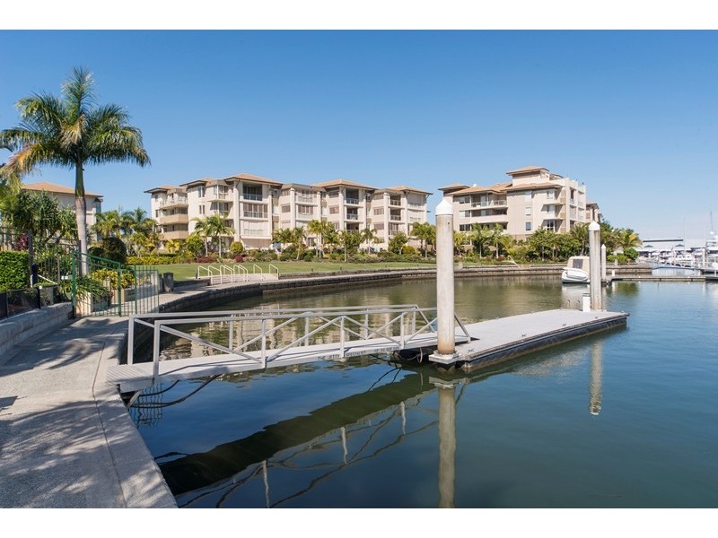 1502 Rosebank Way West, Hope Island QLD 4212