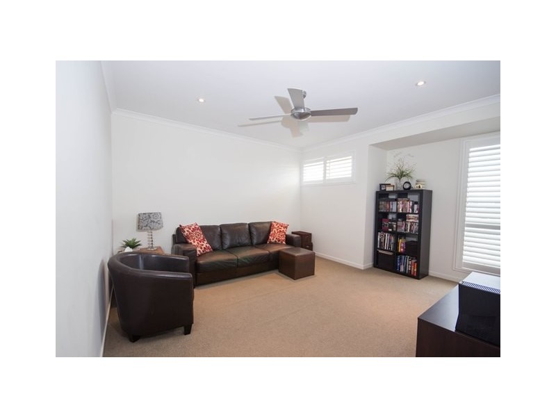 45 Manning Circuit, Pacific Pines QLD 4211