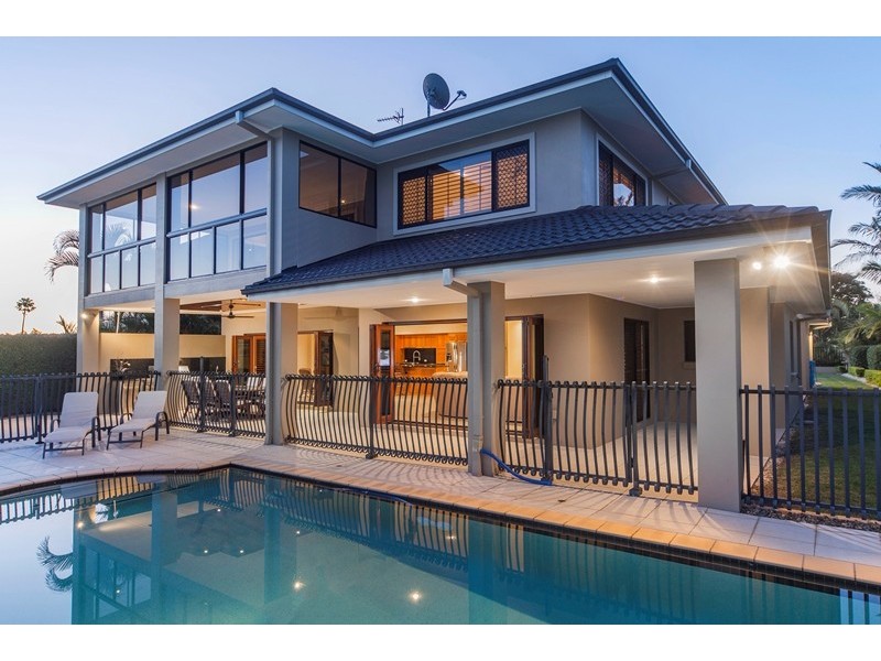 6 Kim Court, Helensvale QLD 4212