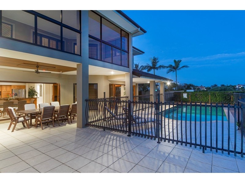 6 Kim Court, Helensvale QLD 4212