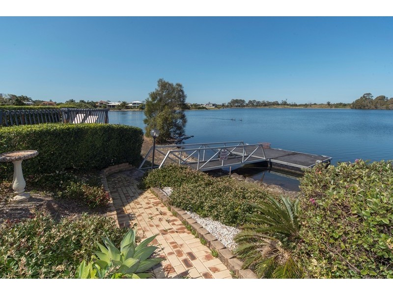 6 Kim Court, Helensvale QLD 4212