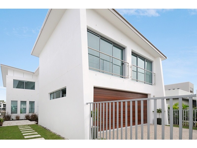 10 Quayside Drive, River Links, Helensvale QLD 4212