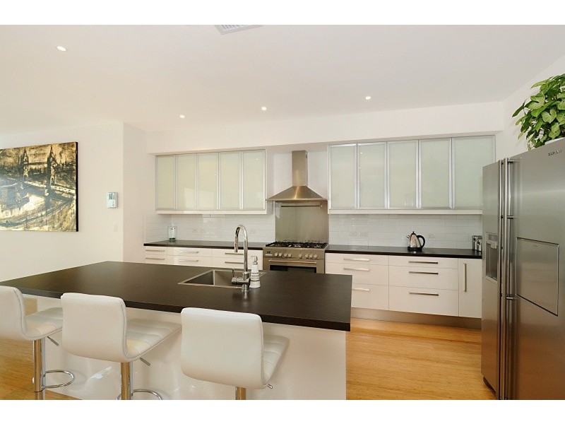 10 Quayside Drive, River Links, Helensvale QLD 4212