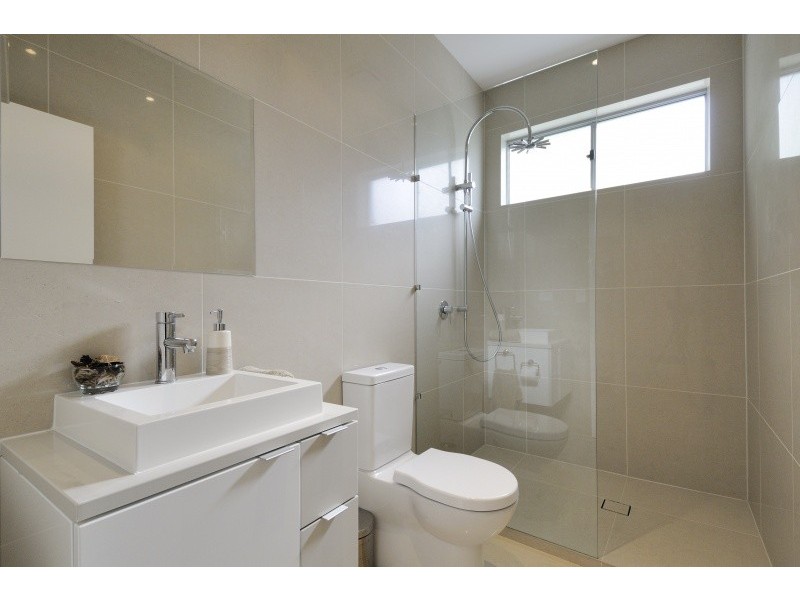 10 Quayside Drive, River Links, Helensvale QLD 4212