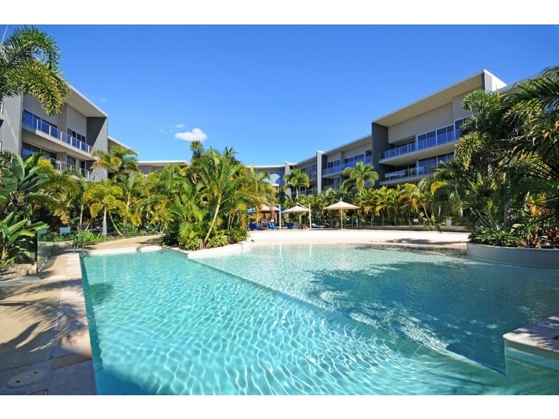 2201 Azzura Way, Hope Island QLD 4212