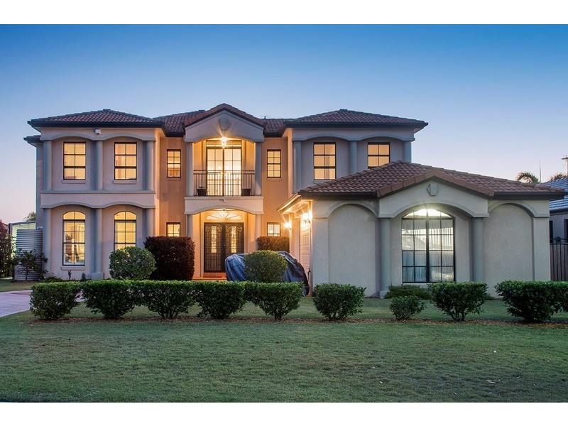 16 Champagne Boulevard, Helensvale QLD 4212