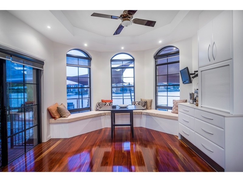 16 Champagne Boulevard, Helensvale QLD 4212