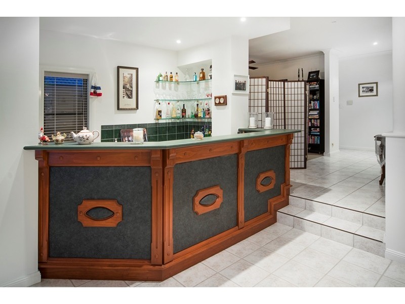 16 Champagne Boulevard, Helensvale QLD 4212