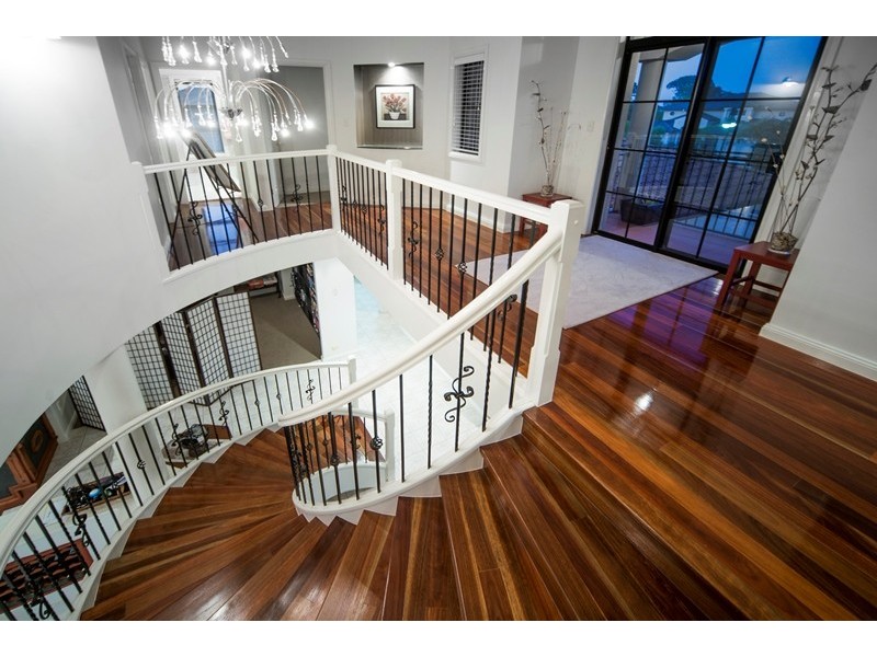 16 Champagne Boulevard, Helensvale QLD 4212