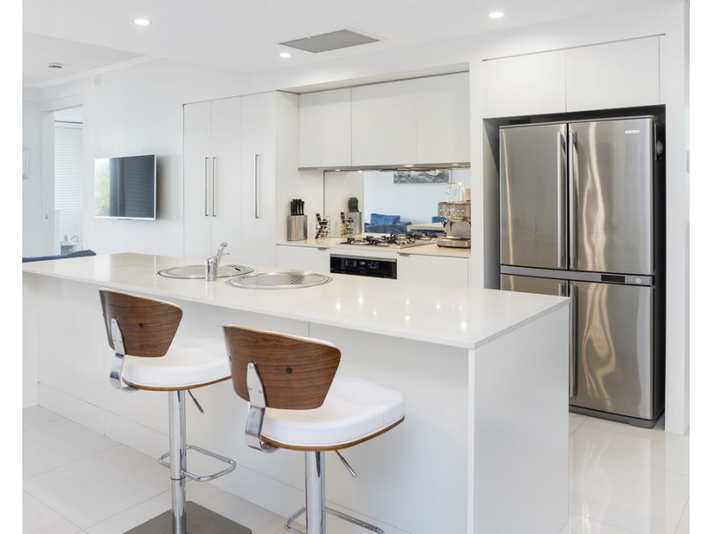 1701/1 Rialto Quay Drive ‘Stillwater Apartments’, Hope Island QLD 4212