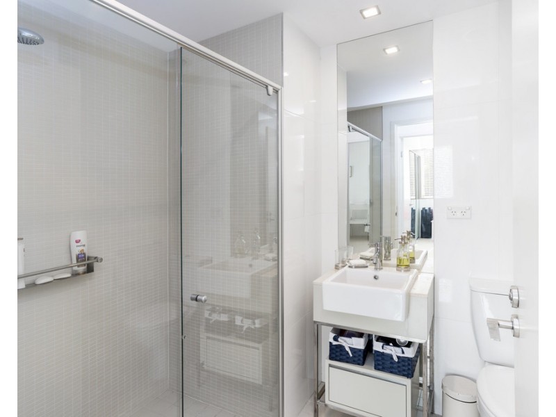1701/1 Rialto Quay Drive ‘Stillwater Apartments’, Hope Island QLD 4212