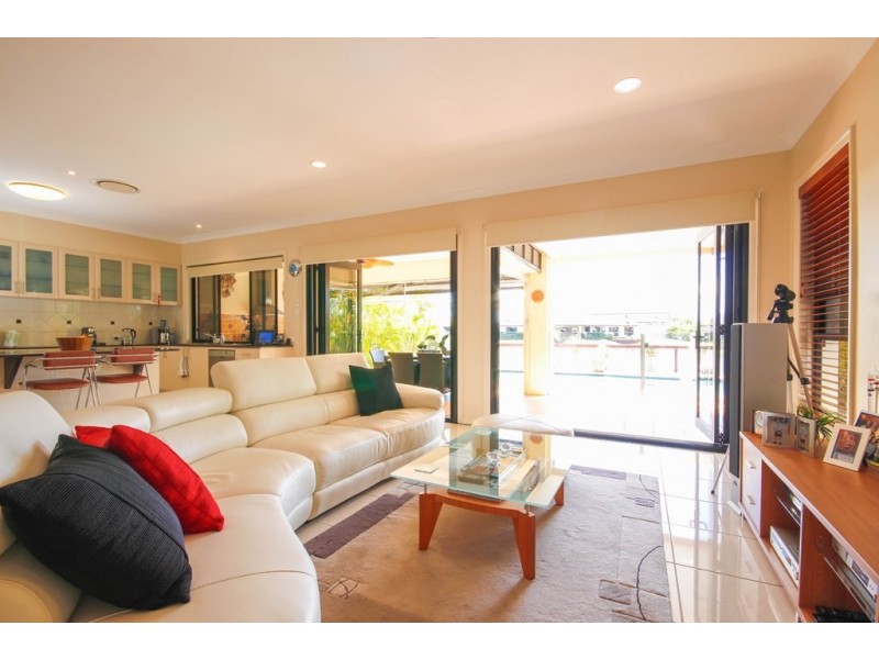 37 Lee-Anne Crescent, Monterey Keys QLD 4212