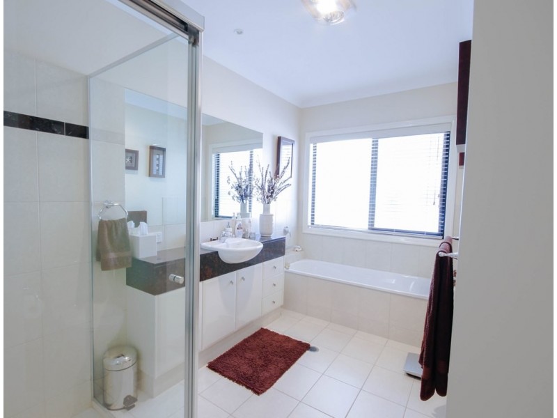 37 Lee-Anne Crescent, Monterey Keys QLD 4212