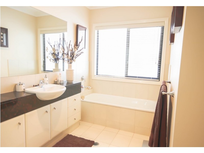37 Lee-Anne Crescent, Monterey Keys QLD 4212