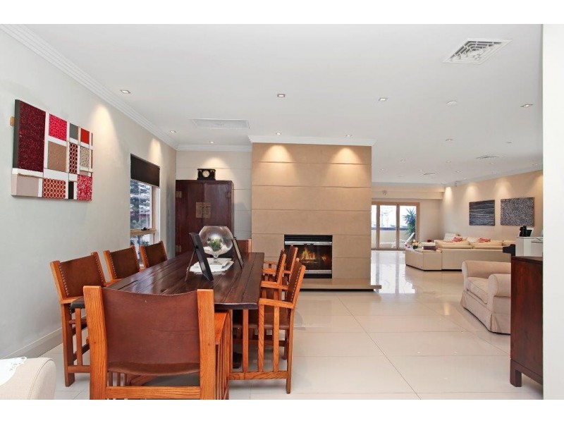 2/30 Albatross Avenue, Mermaid Beach QLD 4218