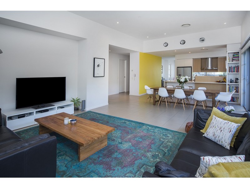 2569 Cressbrook Drive, Hope Island QLD 4212