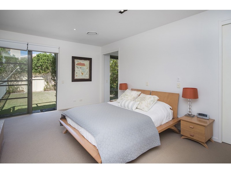 2569 Cressbrook Drive, Hope Island QLD 4212