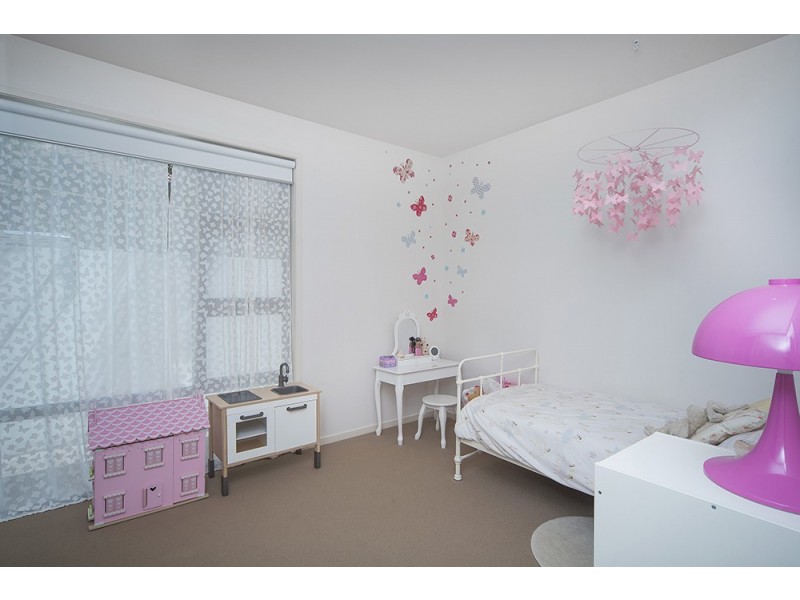 2569 Cressbrook Drive, Hope Island QLD 4212