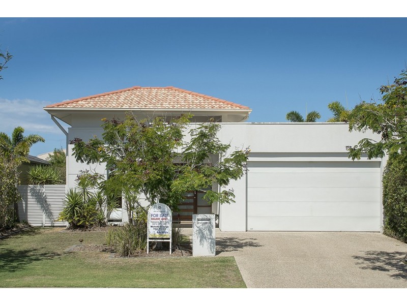 2569 Cressbrook Drive, Hope Island QLD 4212