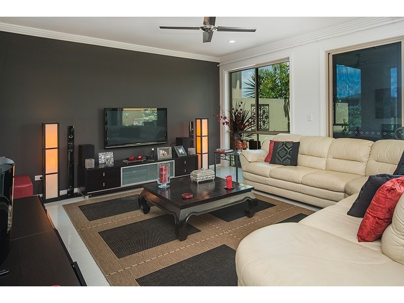 7408 Ellensbrook Drive, Hope Island QLD 4212