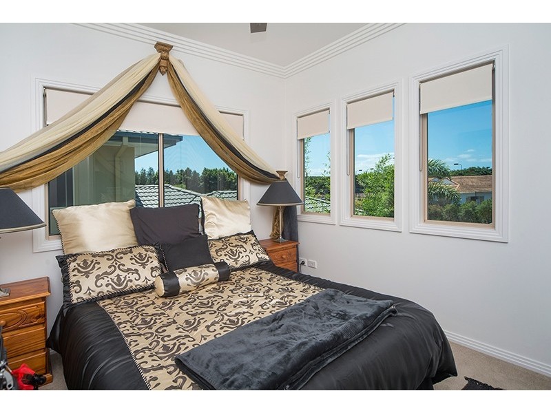 7408 Ellensbrook Drive, Hope Island QLD 4212