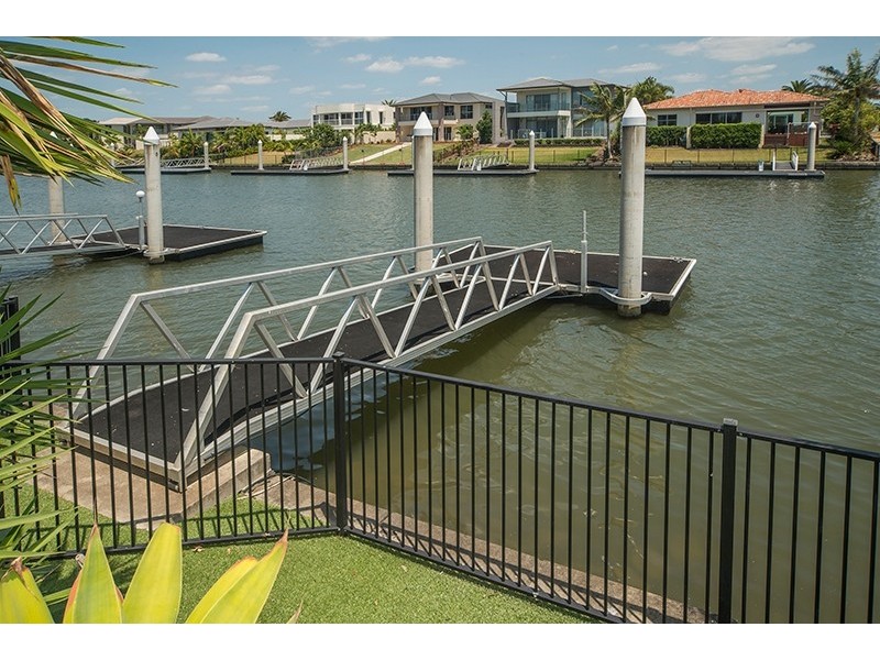 7408 Ellensbrook Drive, Hope Island QLD 4212